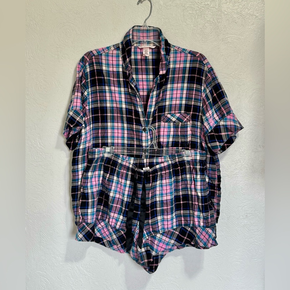Victoria’s Secret Pink Plaid Short Sleeved Women’s Pajamas Set Size XL